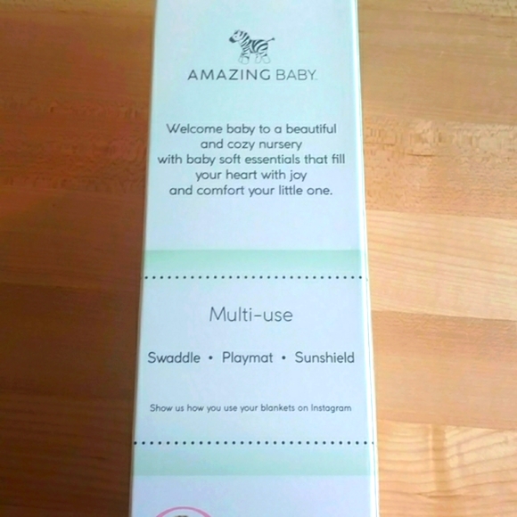 NWT Muslin swaddle - Picture 2 of 4